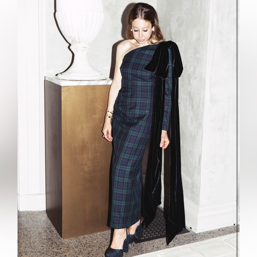 Antonio Melani x Born on Fifth Jennings Plaid
Velvet Bow Detail Maxi Dress